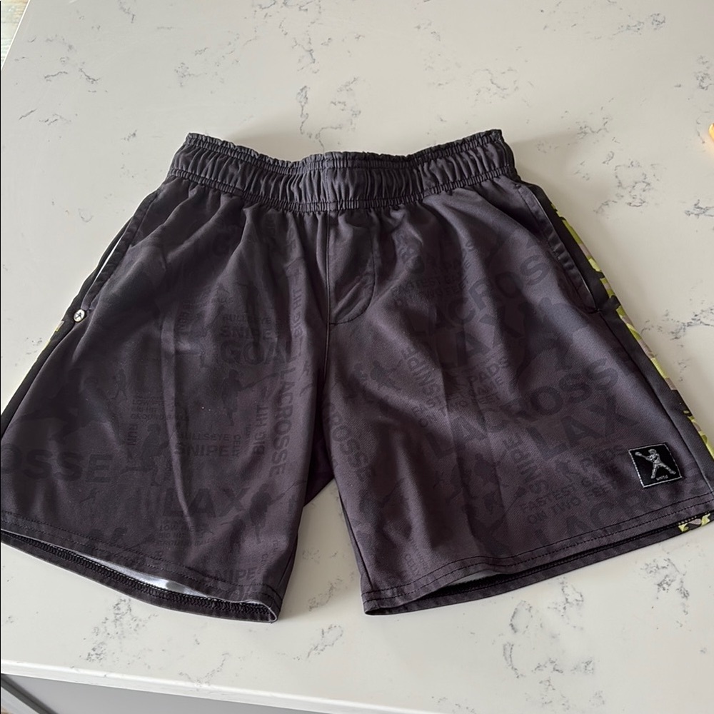 Lacrosse Unlimited boys shorts Medium